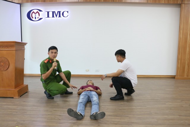IMC tổ chức đào tạo và diễn tập Phòng cháy chữa cháy tại nhà máy IMC Quang Minh 2