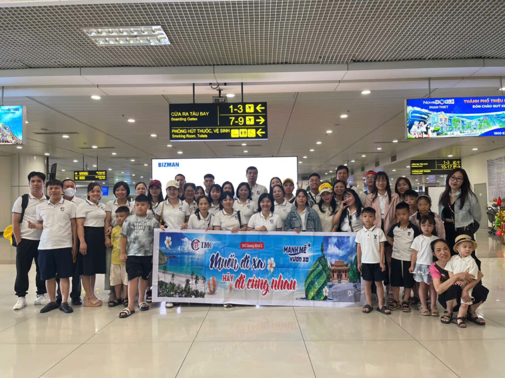 TỔNG KẾT SỰ KIỆN HÈ 2025 NHỮNG BƯỚC CHÂN GẮN KẾT  TỪ NẮNG BIỂN NHA TRANG ĐẾN MƠ MÀNG ĐÀ LẠT