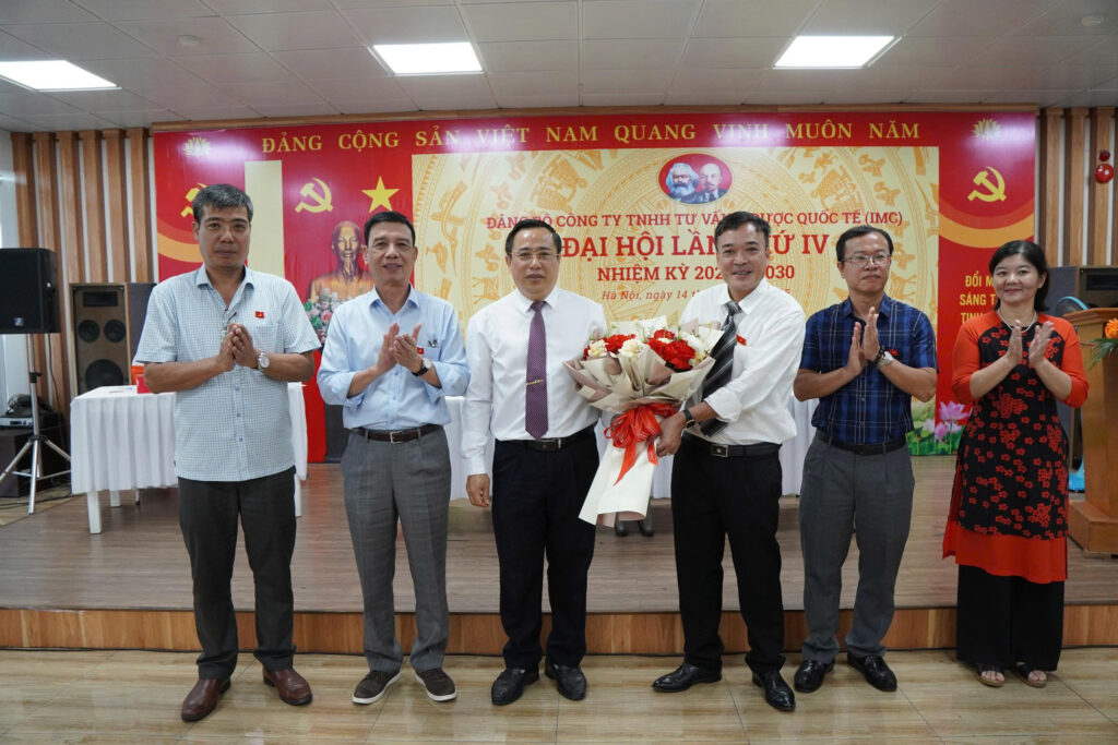 ĐẠI HỘI CỦA ĐỔI MỚI, SÁNG TẠO, VỮNG TIN BƯỚC VÀO KỶ NGUYÊN VƯƠN MÌNH CỦA ĐẤT NƯỚC